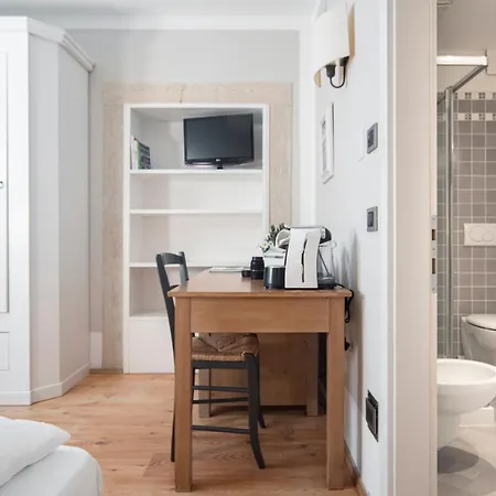 La Canonica Suite Apartments New Location Trento Exterior photo