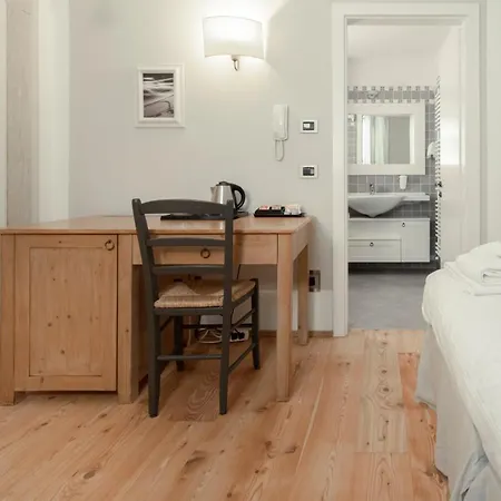 La Canonica Suite Apartments New Location Trento Exterior photo